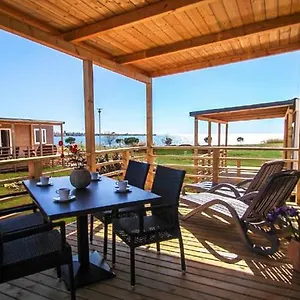 Holiday Mobile Homes Park Riviera Karigador